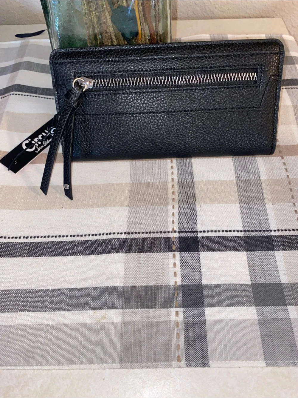 Circus by Sam Edelman Black Pebbled Zip wallet.